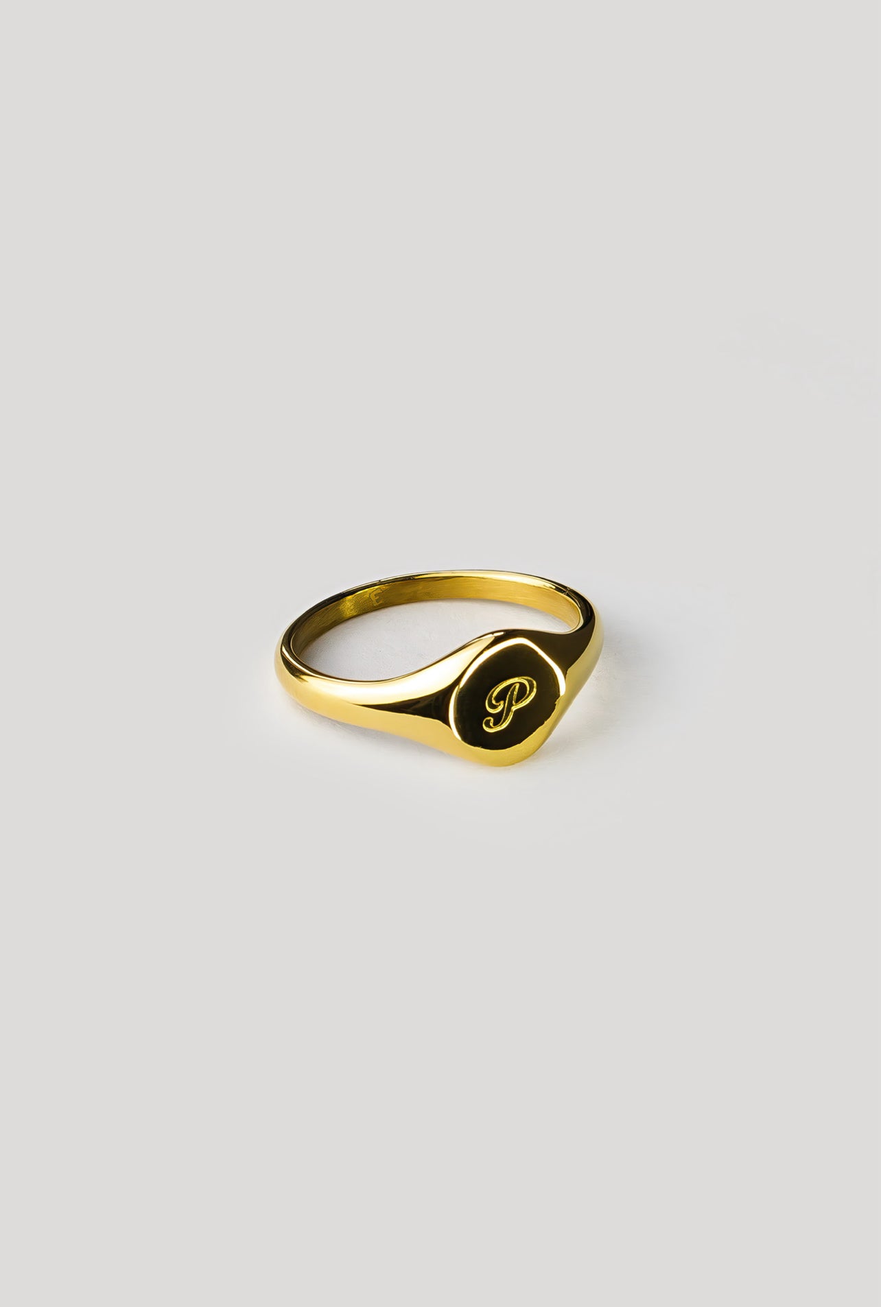 P Gold Signet Ring