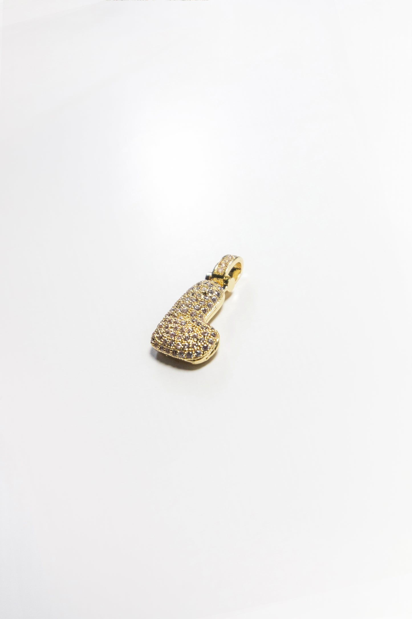 L Bubble Letter Pendant - Gold